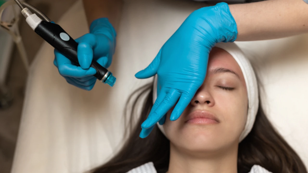 Provider providing the Hydrafacial treatment to women in New york NY